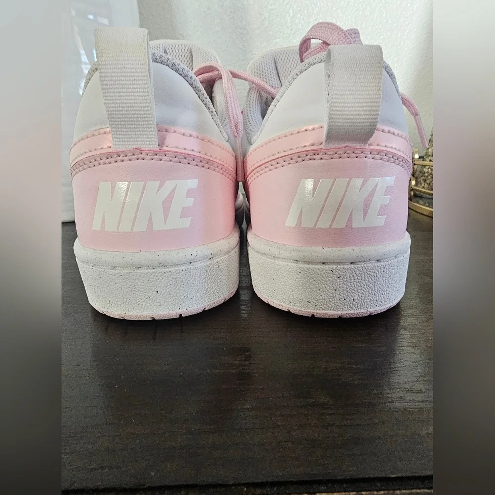Nike Big Girls Borough Low 2 SE Casual  Sneakers in Pink and White